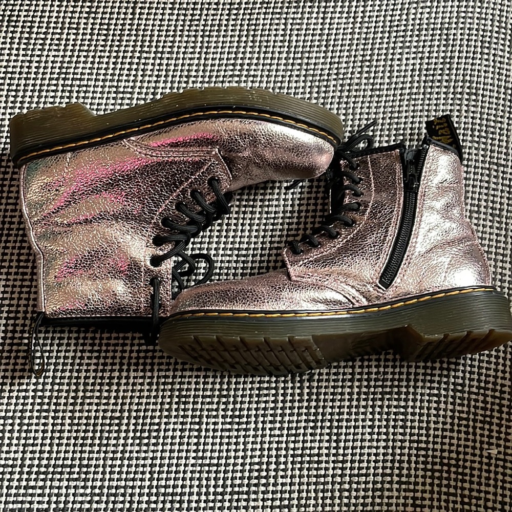 Girls Dr. Martens boots